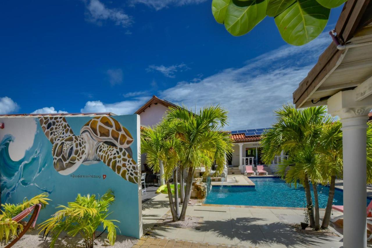 Boutique Hotel Swiss Paradise Aruba Villas And Suites Palm Beach Exterior photo
