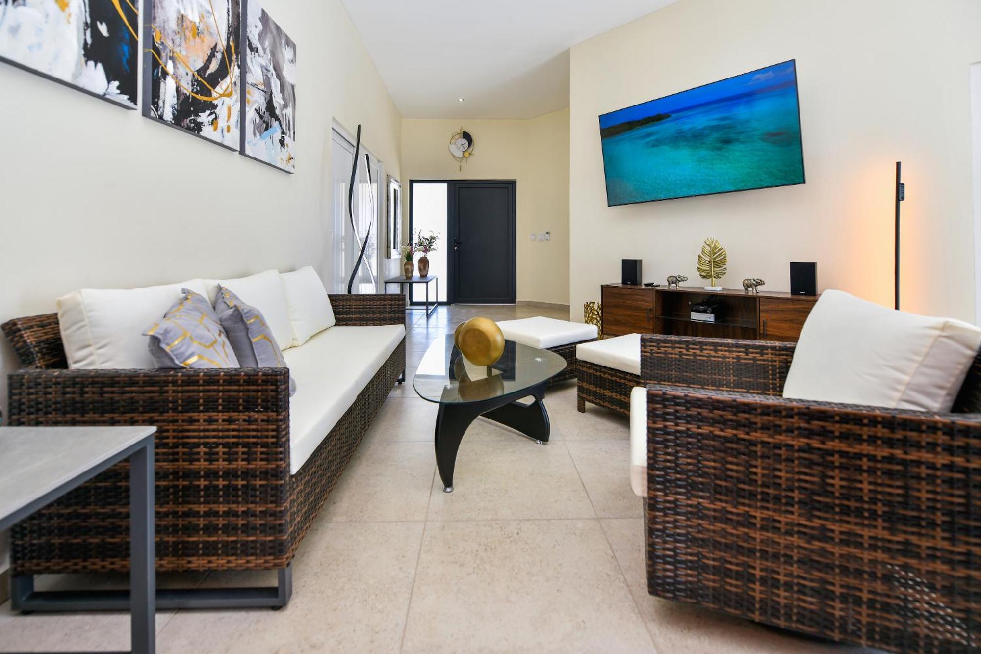 Boutique Hotel Swiss Paradise Aruba Villas And Suites Palm Beach Exterior photo